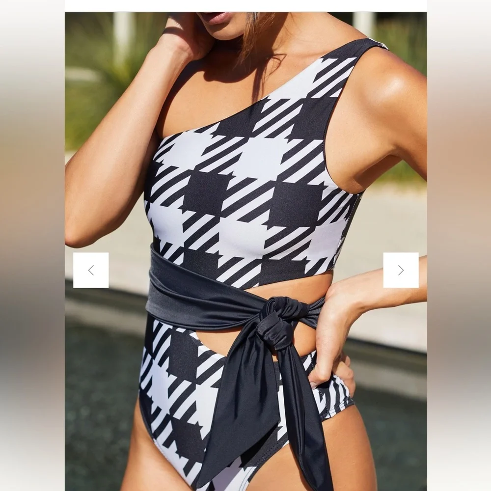 Anthropologie Beach Riot Carlie one piece bathing suit 🩱